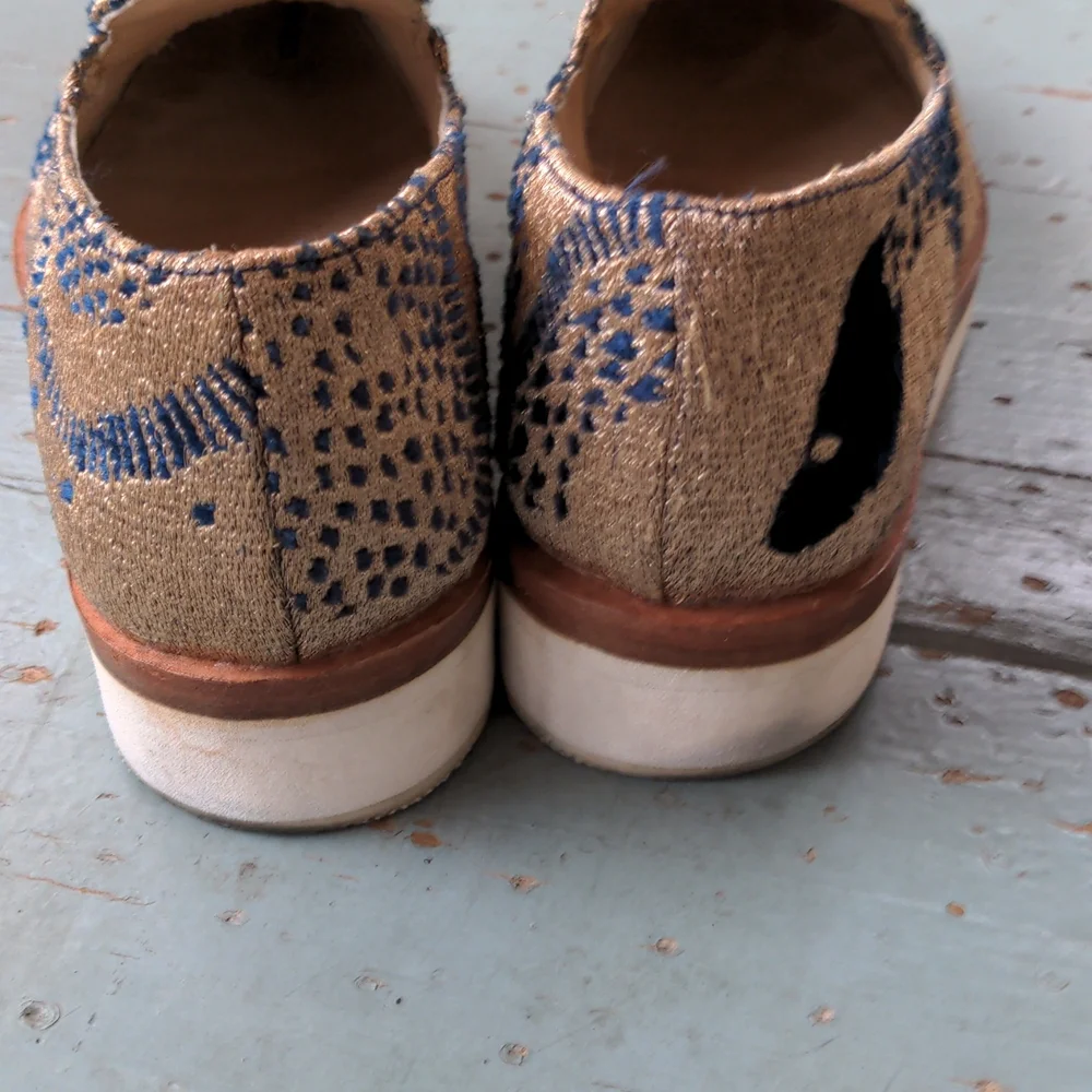 Free People Metallic Gold Loafers with Navy Detailing - Picture 6 of 8